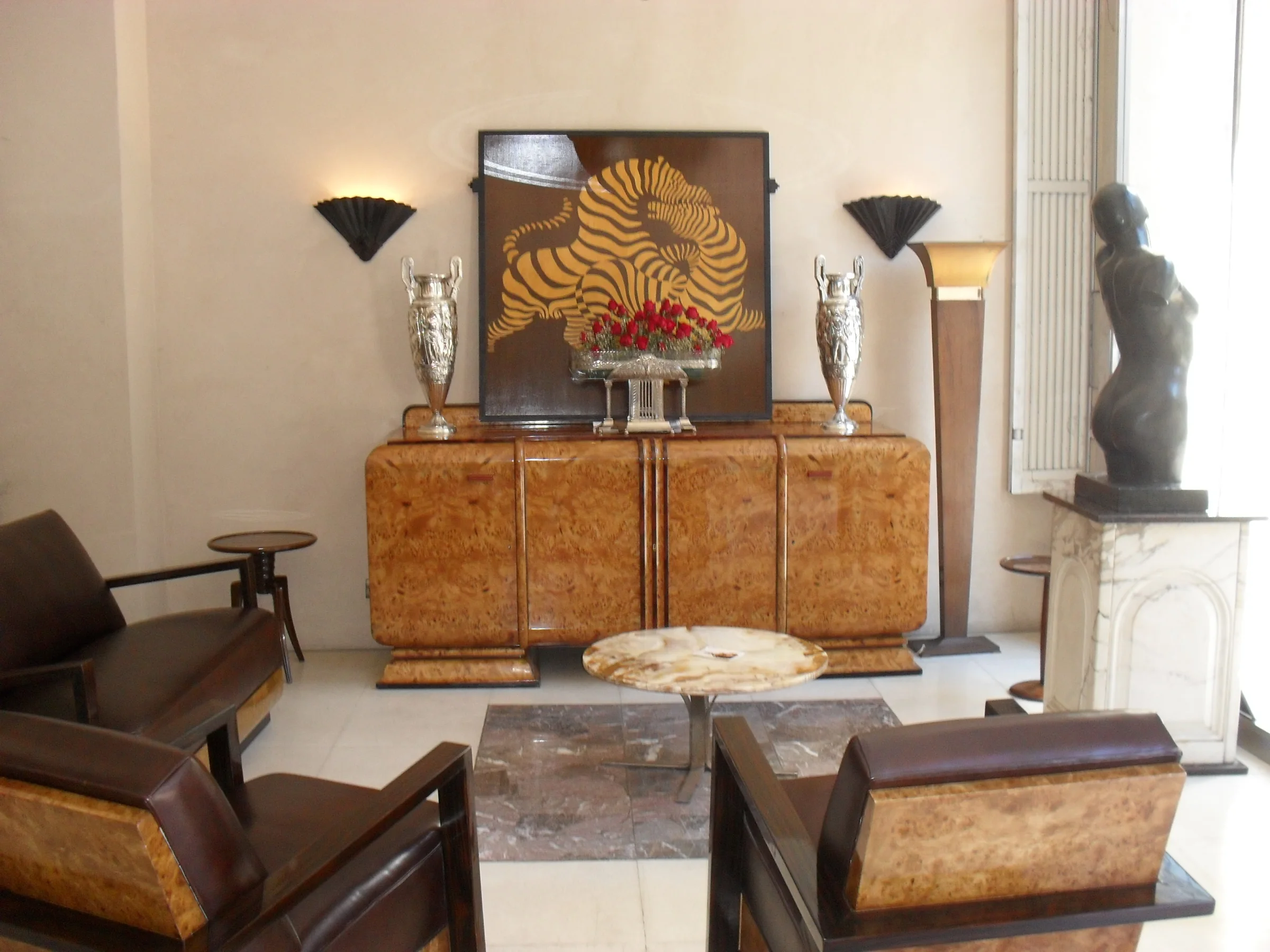 Antiques and decor at Balcarce 1084, San Telmo.