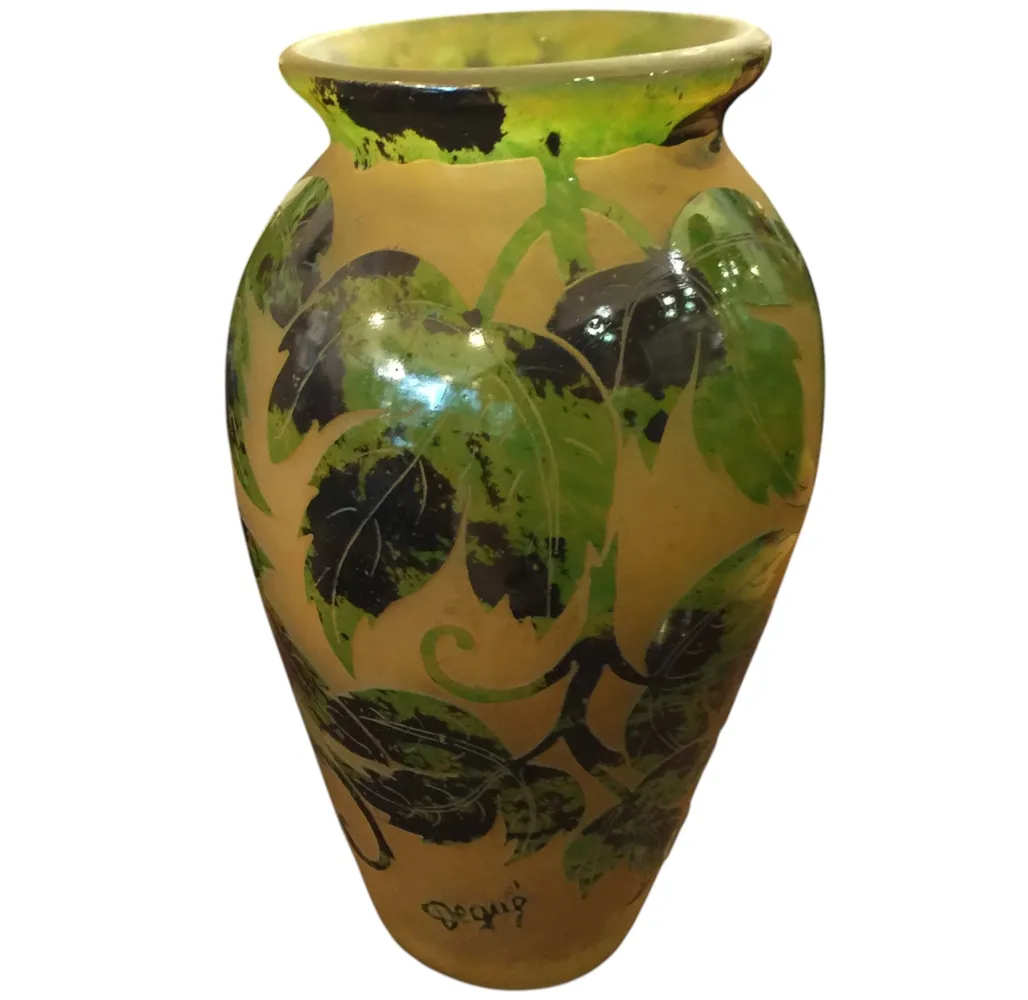 Vidrio firmado Degué (Francés)