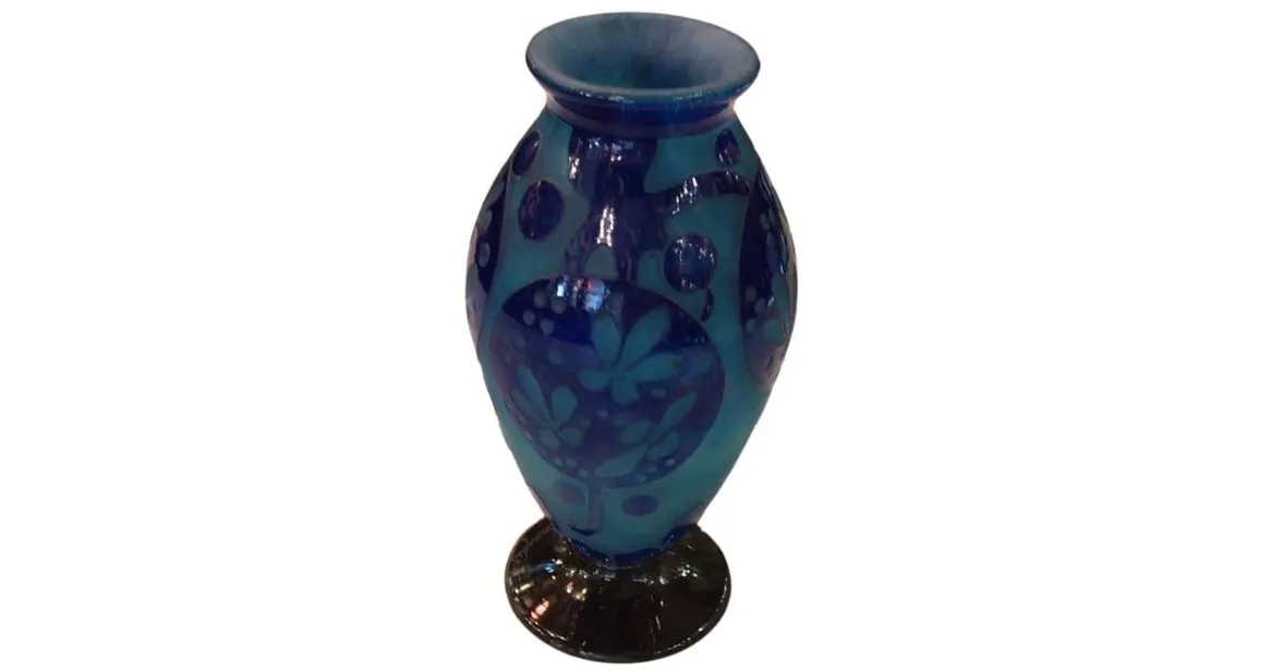 Vidro assinado Le Verre (Francês)