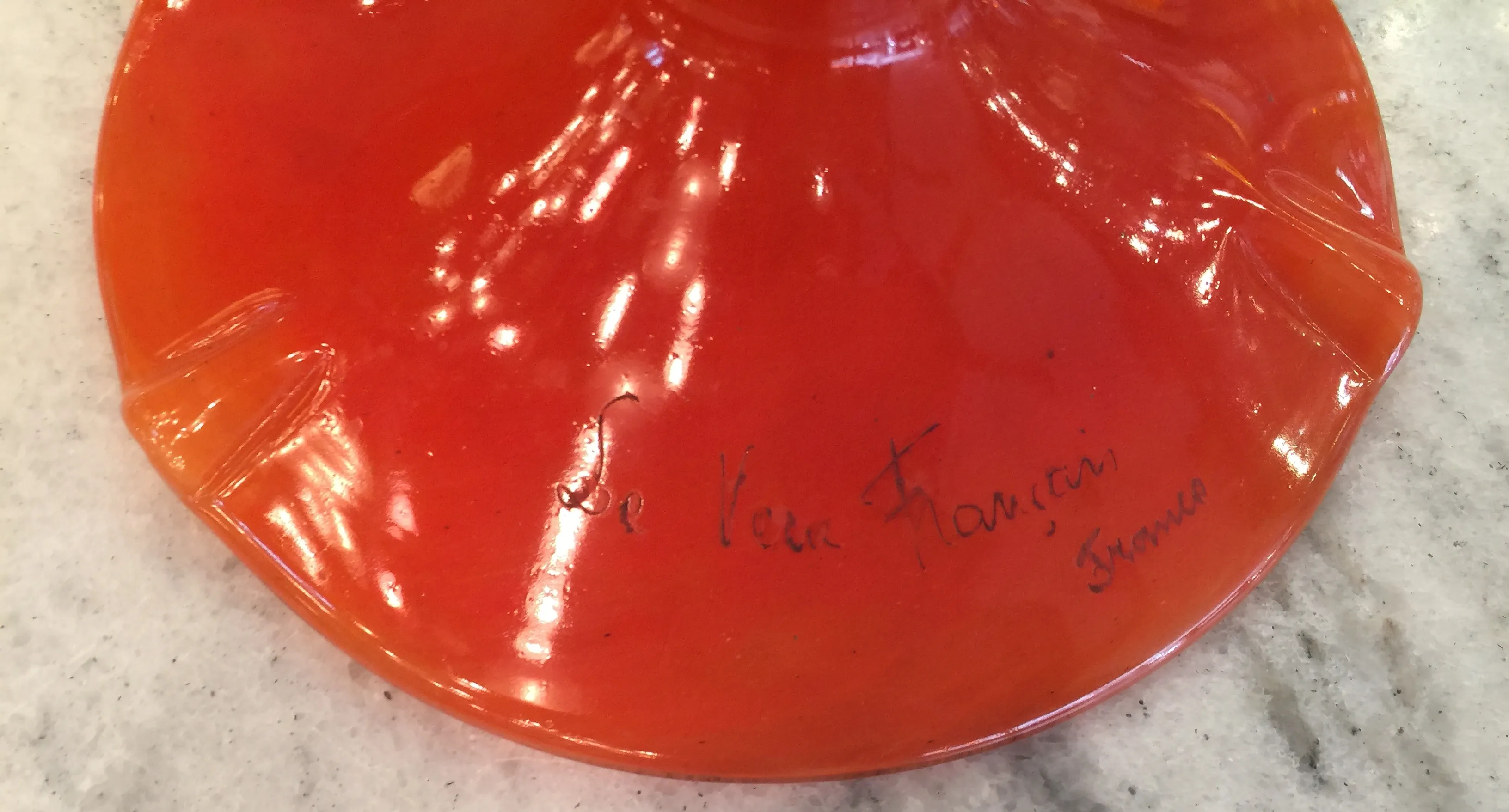 古董红色印章带有铭文 le verre francais france