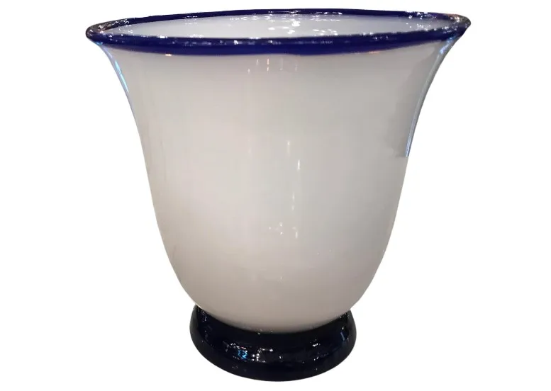 Signiertes Glas (Daum Nancy) (Französisch)