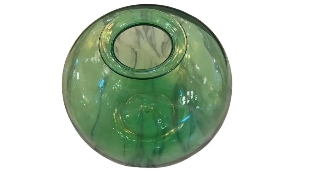 Signiertes Glas (Daum Nancy) (Französisch)