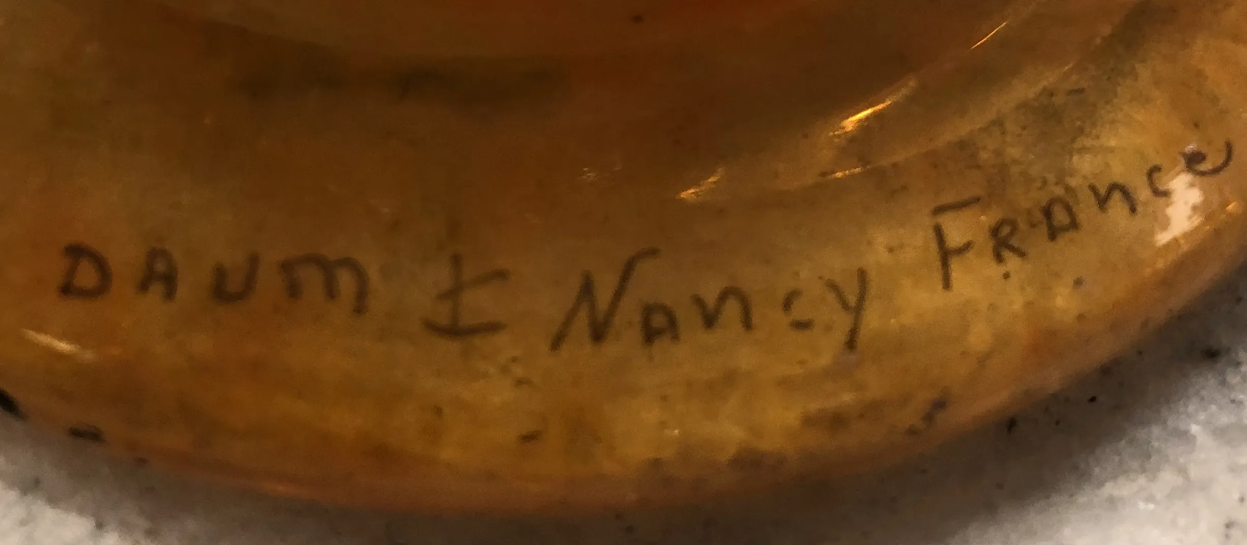 antikes siegel mit inscription daum nancy france, neutraler hintergrund