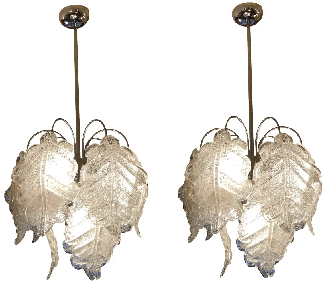 2 HANGING LAMPS