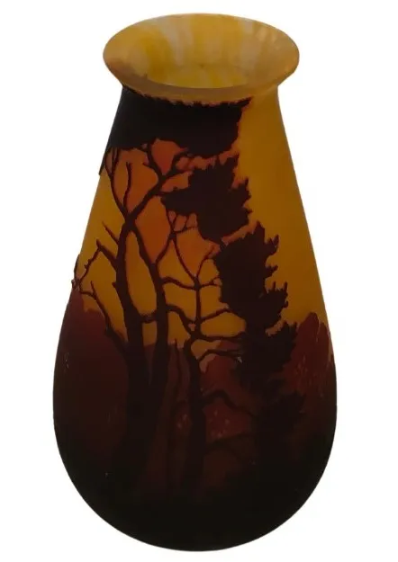 SIGNED GLASS  Muller Fres (French)