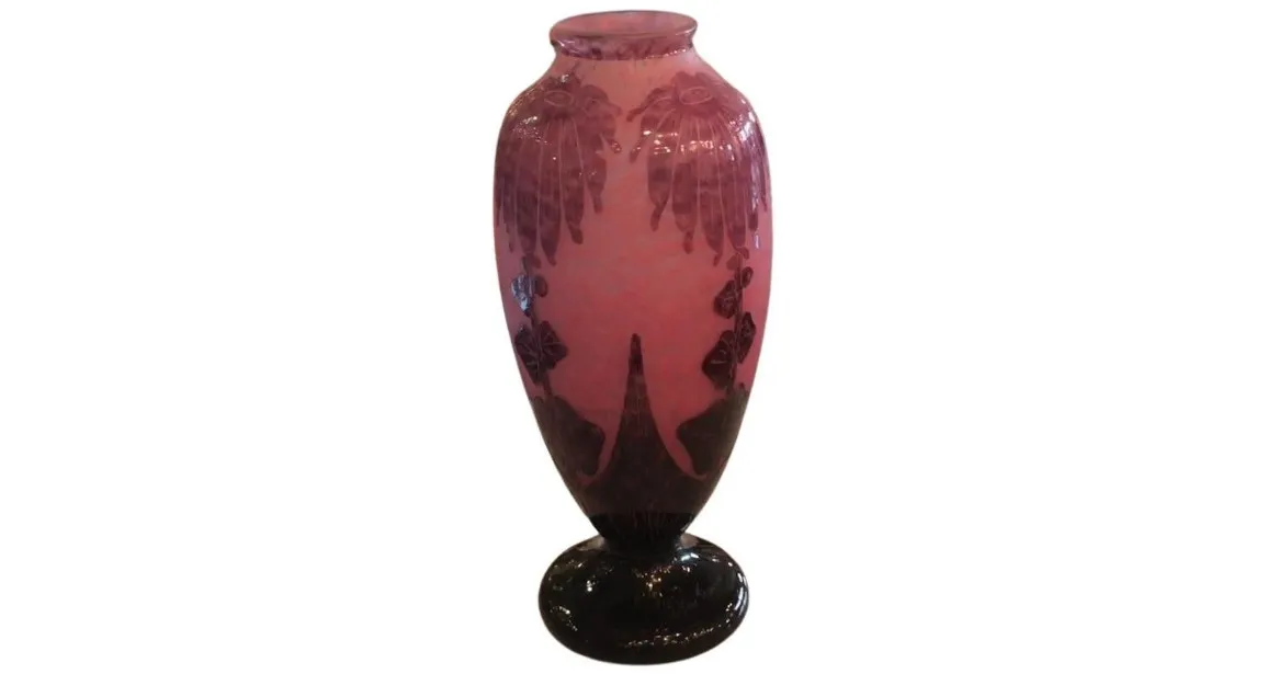 SIGNED GLASS Le Verre (French)