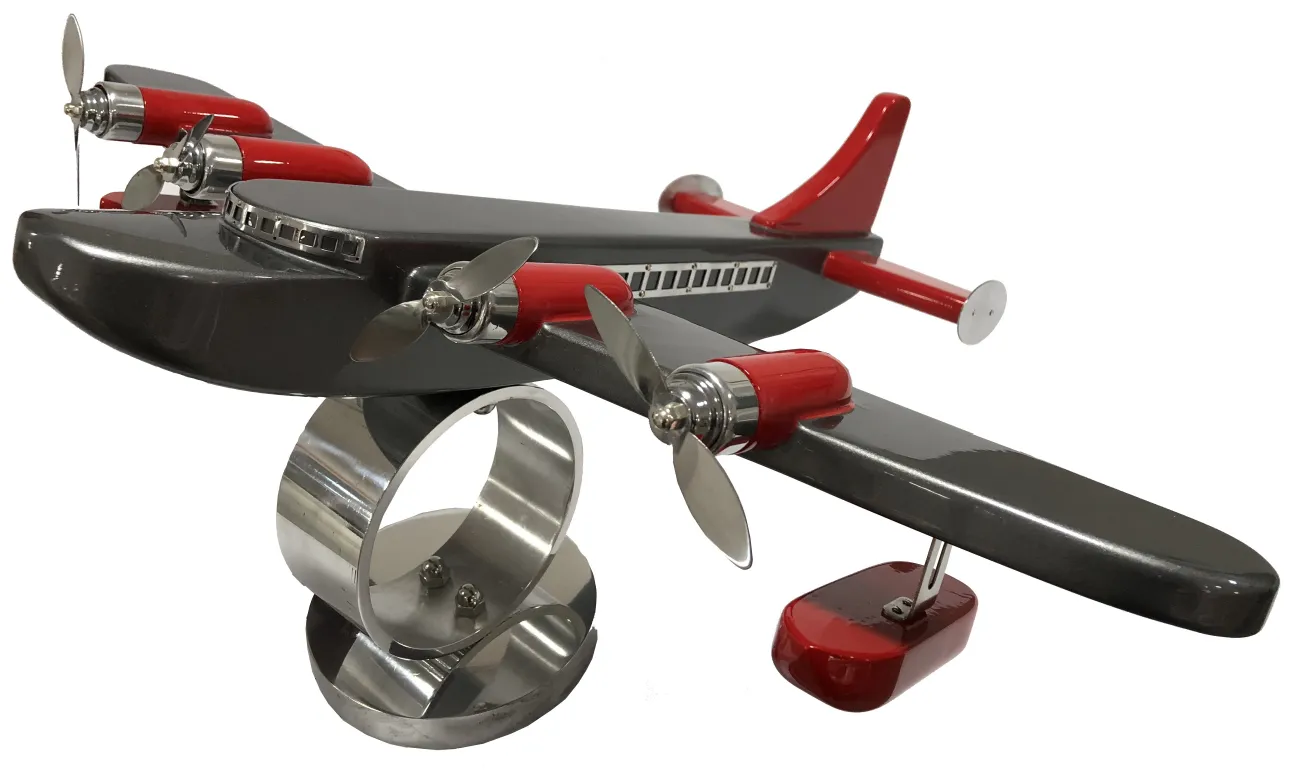 Designer (Marcelo Peña)'s Plane 2014