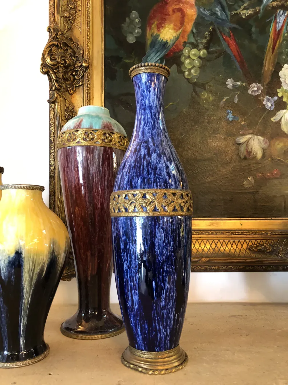 Trois céramiques anciennes de Boch frères en différentes couleurs