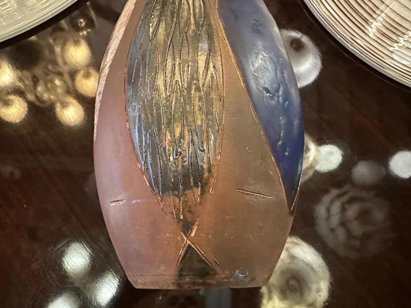 古老的装饰陶瓷具有多彩设计