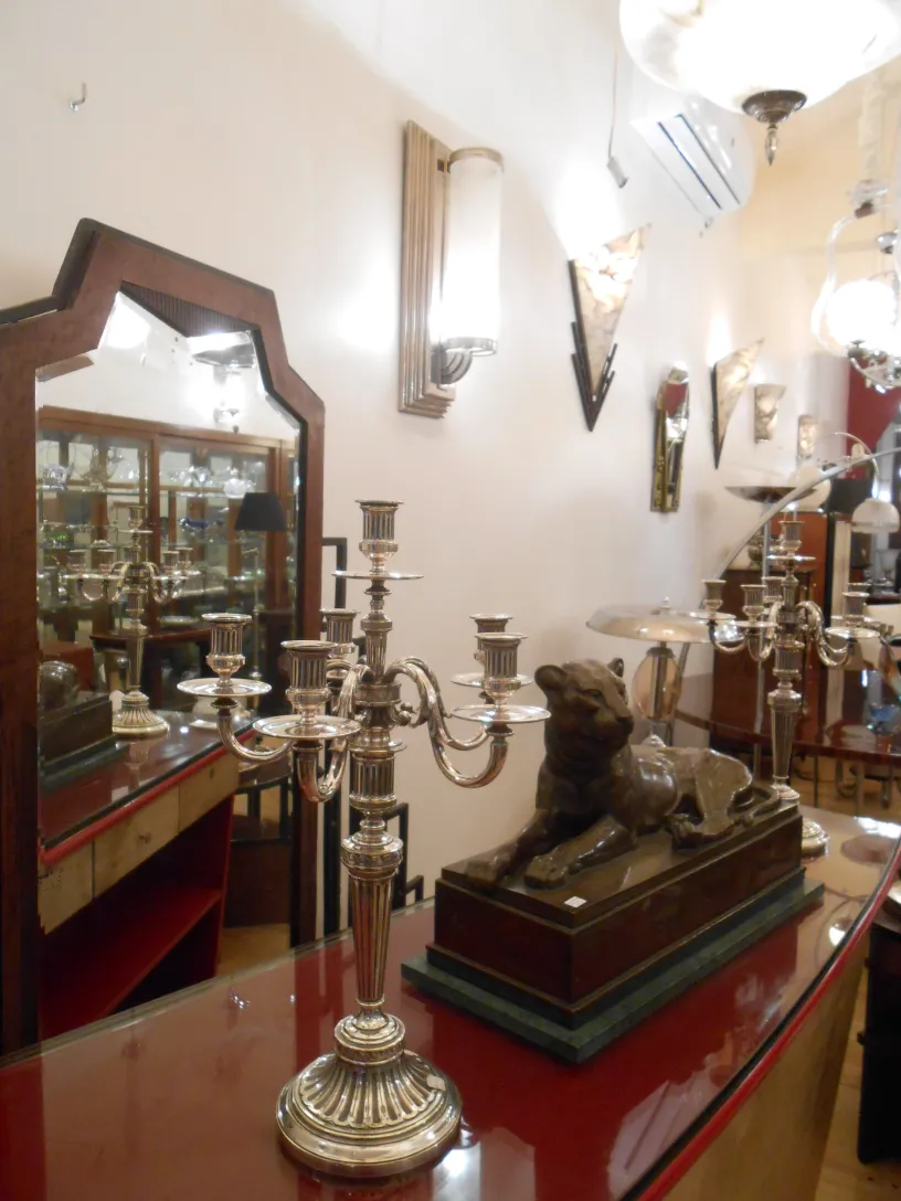 lion sculpture in an antique decorative setting