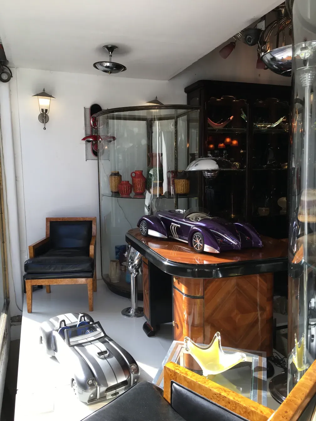 bureau ancien élégant avec des détails décoratifs, environnement vintage