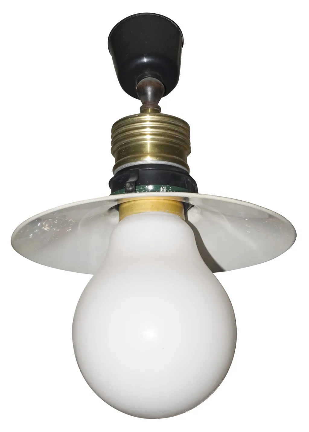 Lampada a sospensione antica con globo bianco e supporto nero. Un dettaglio classico per qualsiasi stanza.