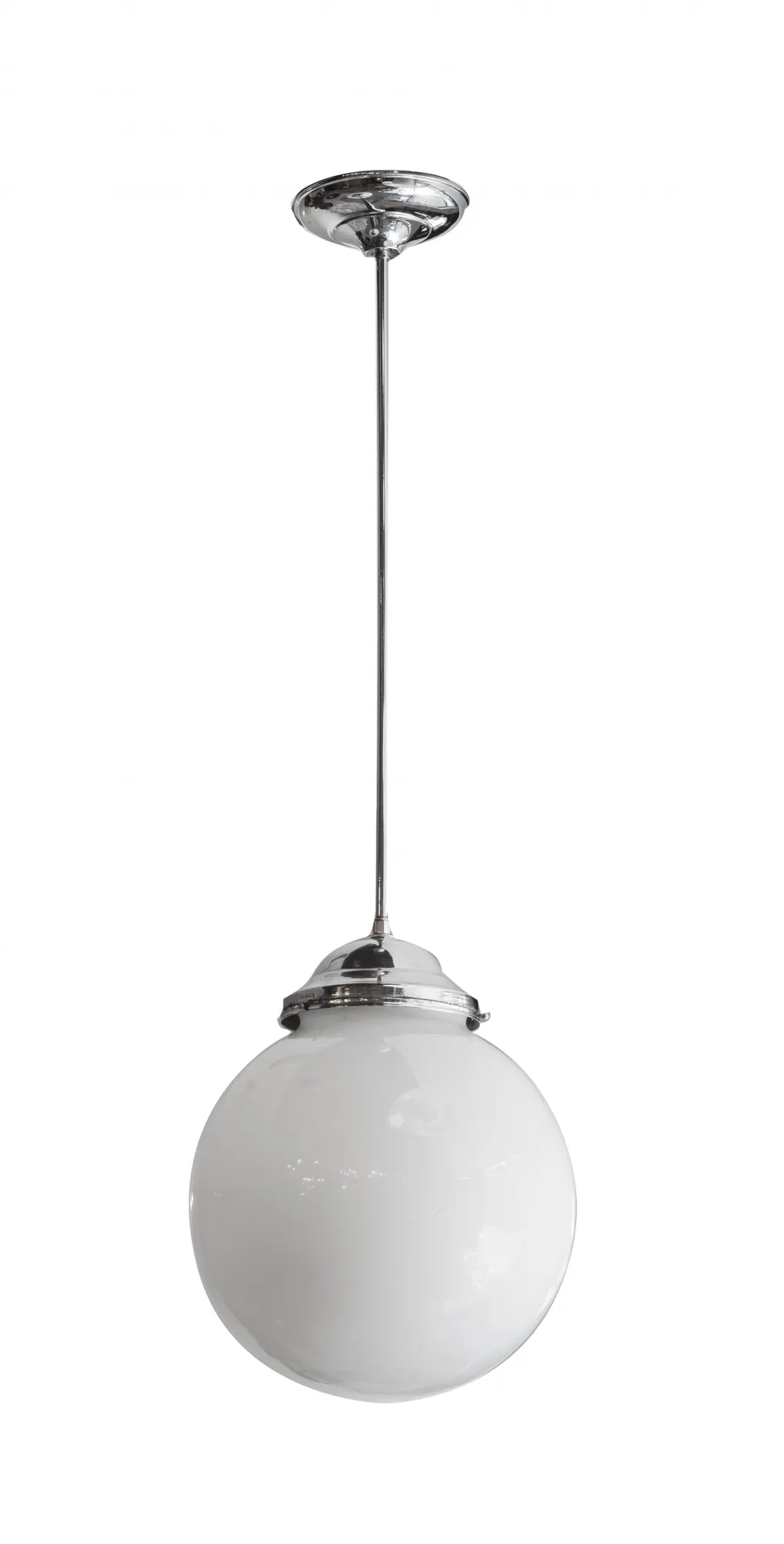 Lampada a sospensione antica con design sferico ed elegante