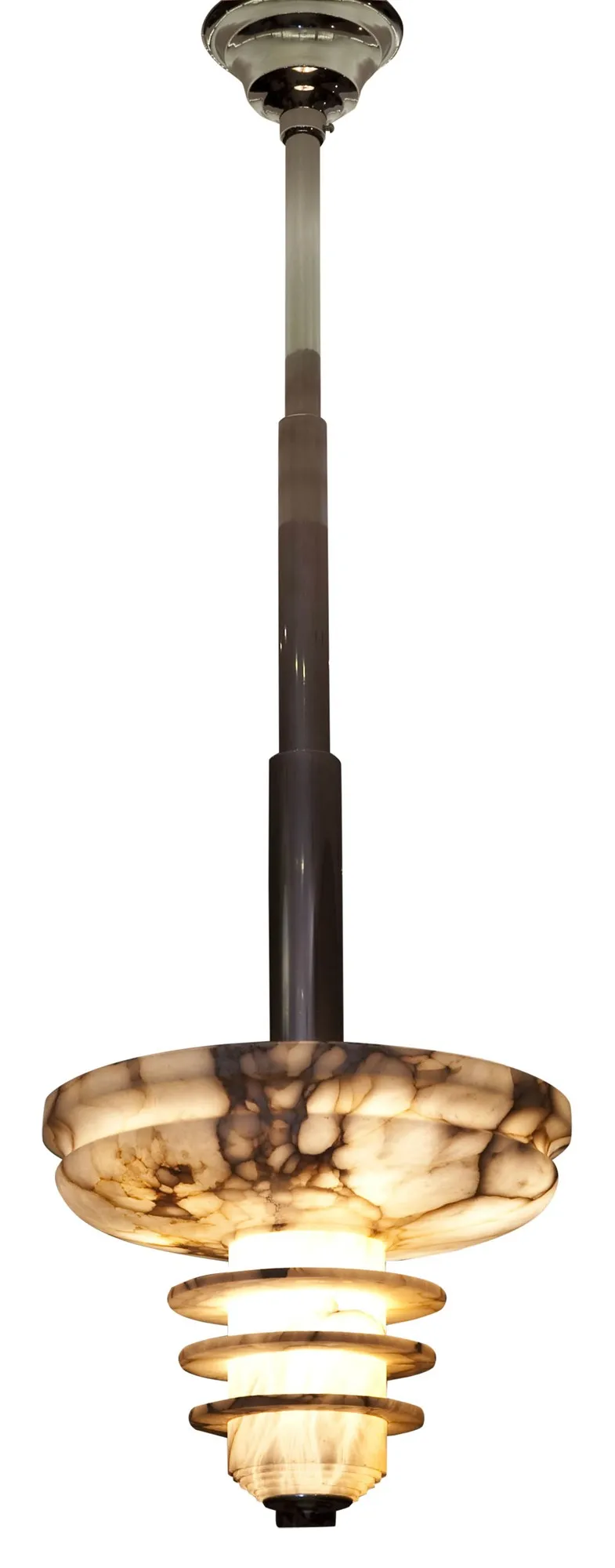 Lâmpada de teto antiga com design distinto, elegantemente suspensa.