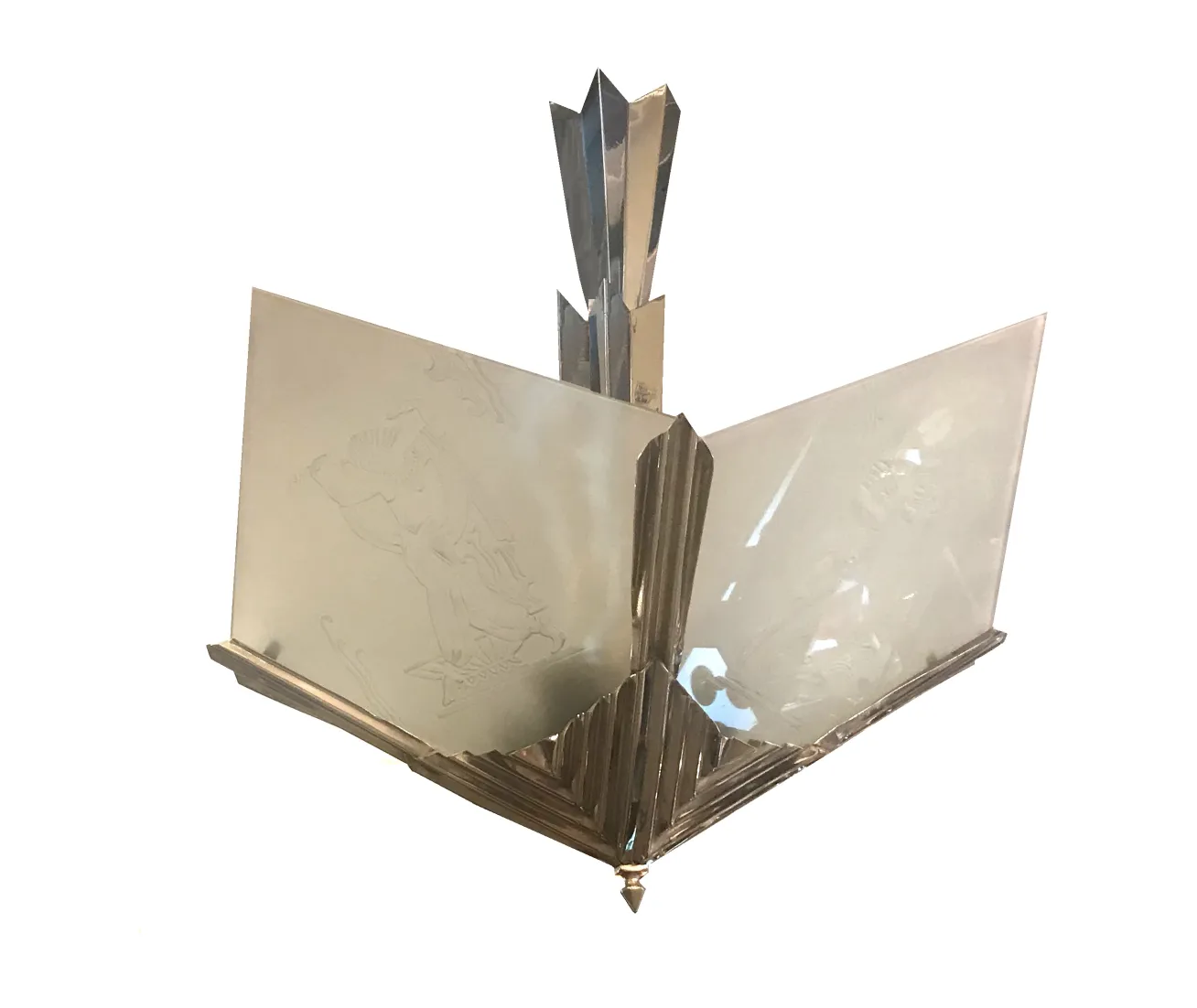 lampada a sospensione antica con un design originale e attraente