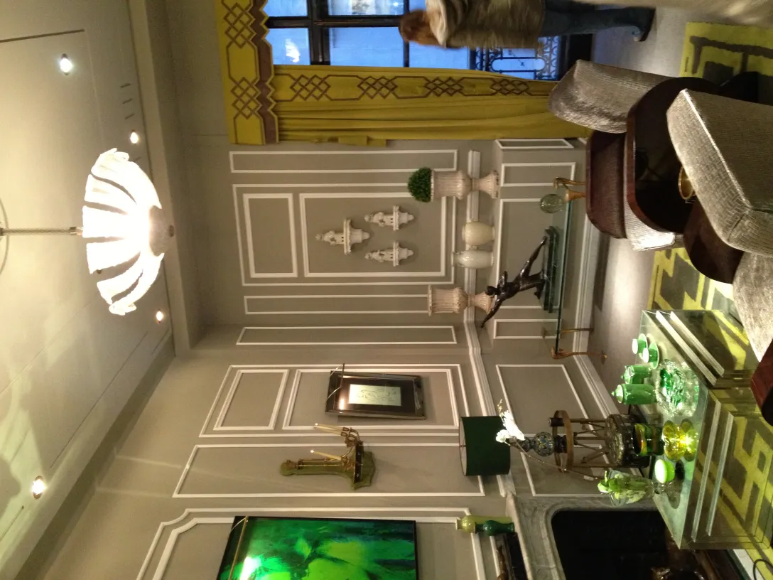 Lámpara de techo antigua con diseño elegante y decoración