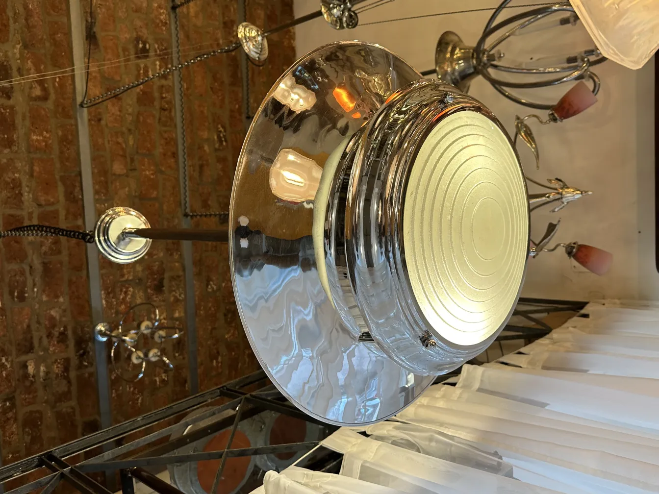 Brilliant antique hanging lamp with elegant design, decorative