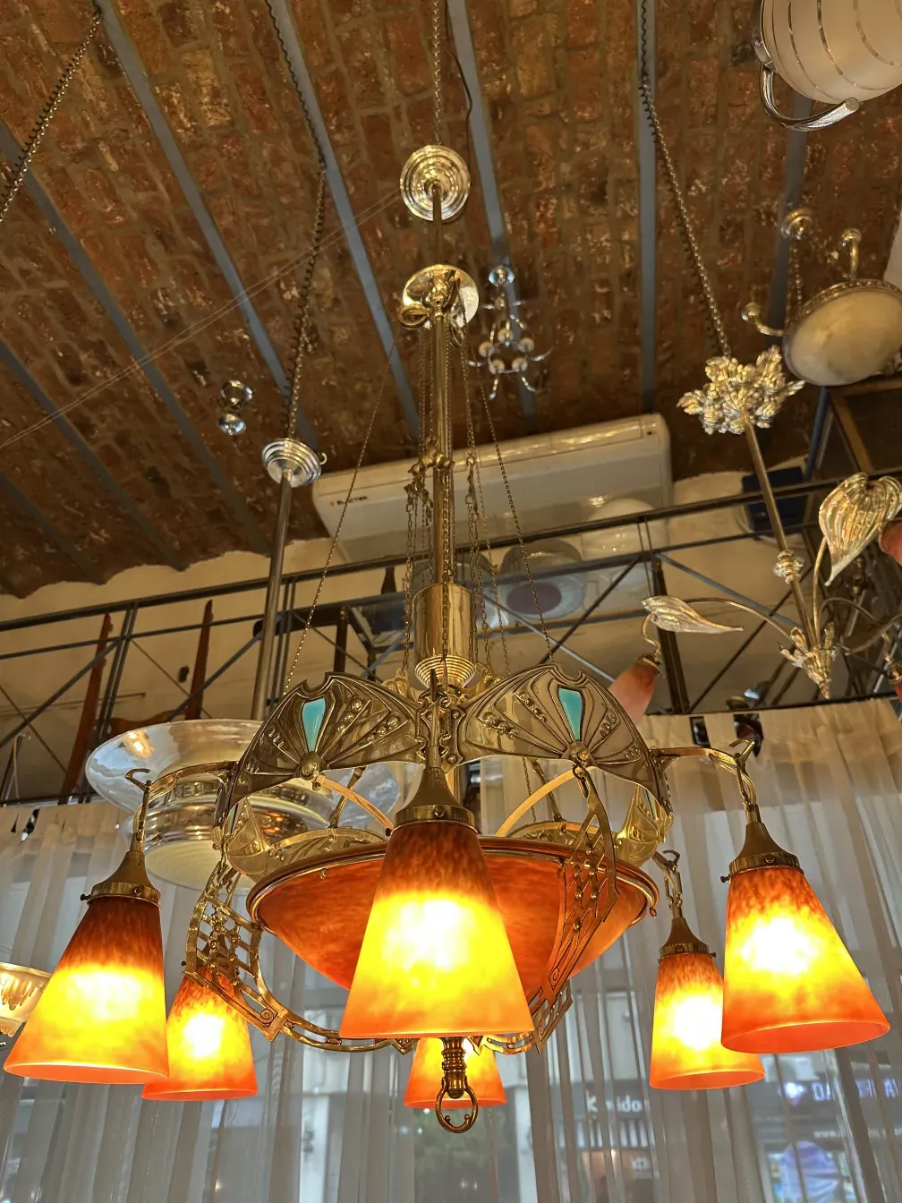 lustre ancien de Charles Schneider avec des lumières orange vives