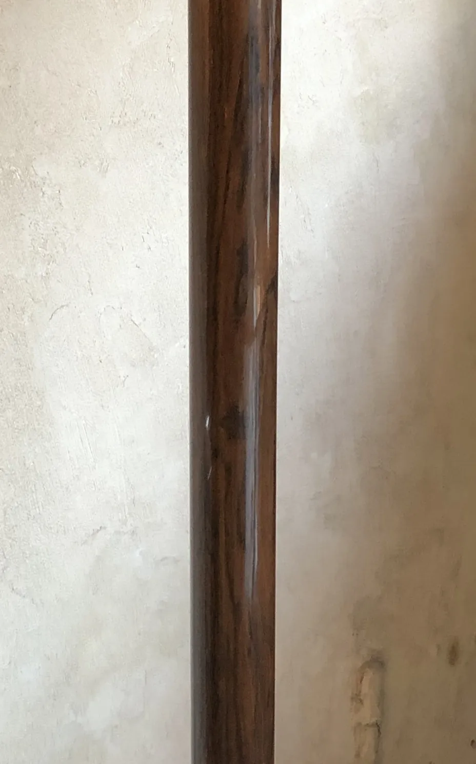 2个古董落地灯细节，营造温暖的氛围