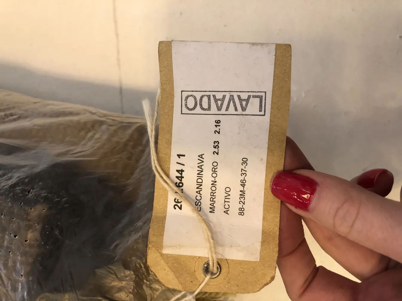 Antiker skandinavischer Teppich mit feinen Details