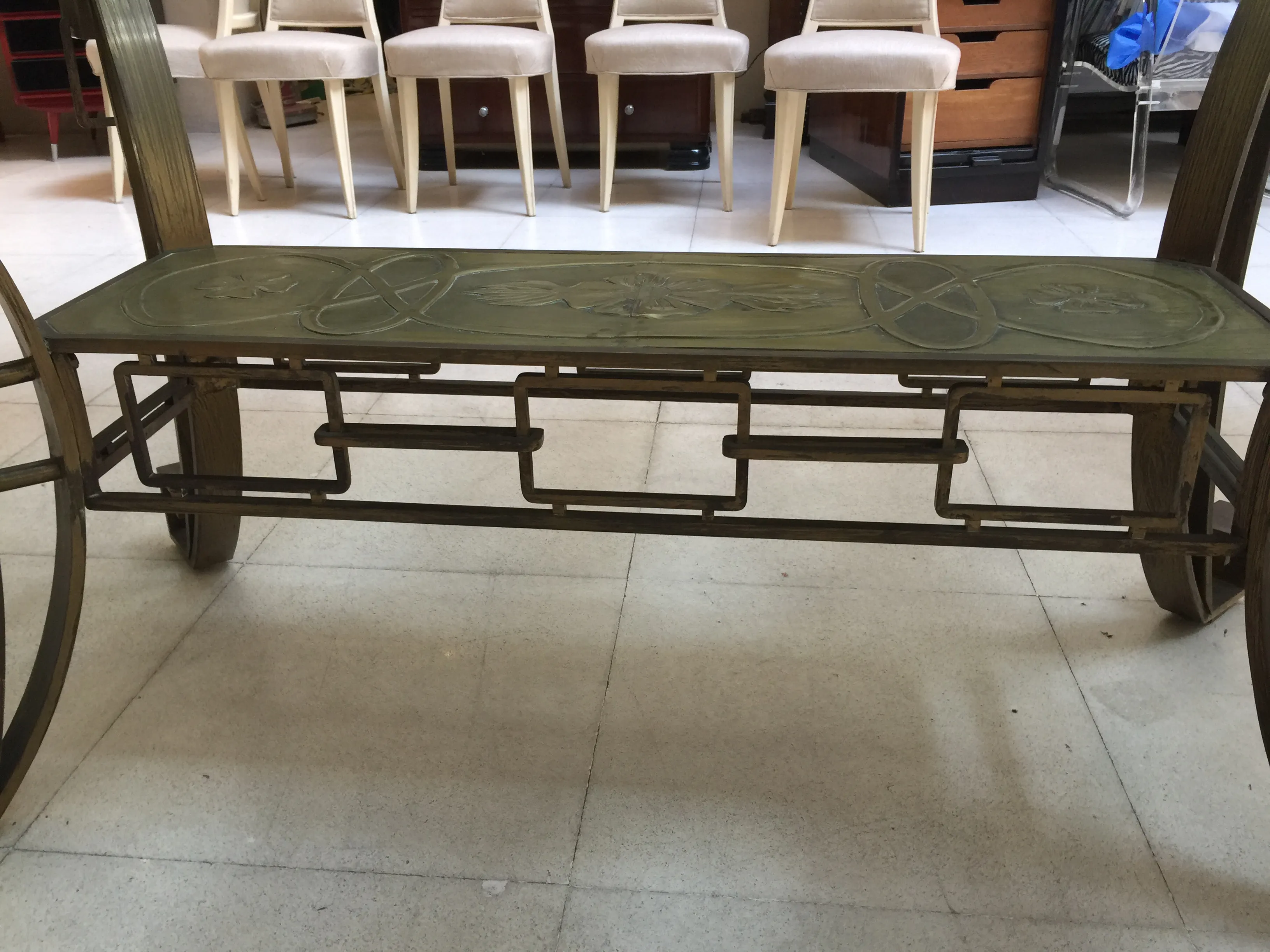 Antique dining table for 10 people in an elegant setting