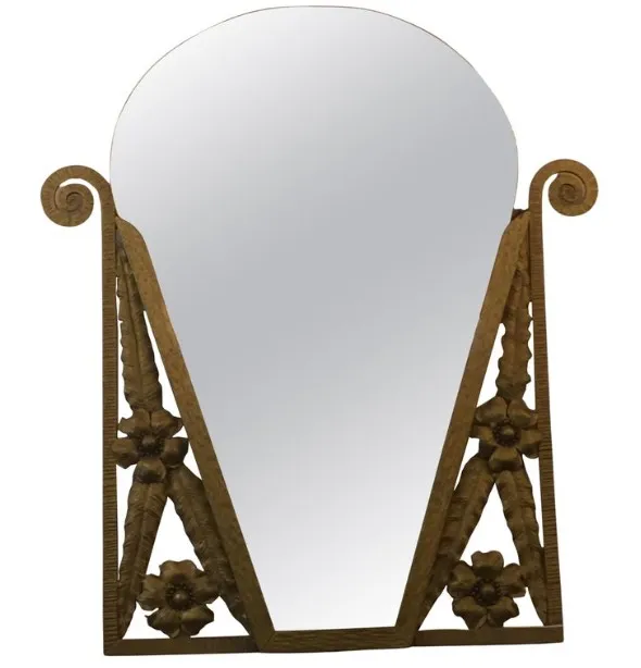 miroir ancien élégant avec motifs floraux