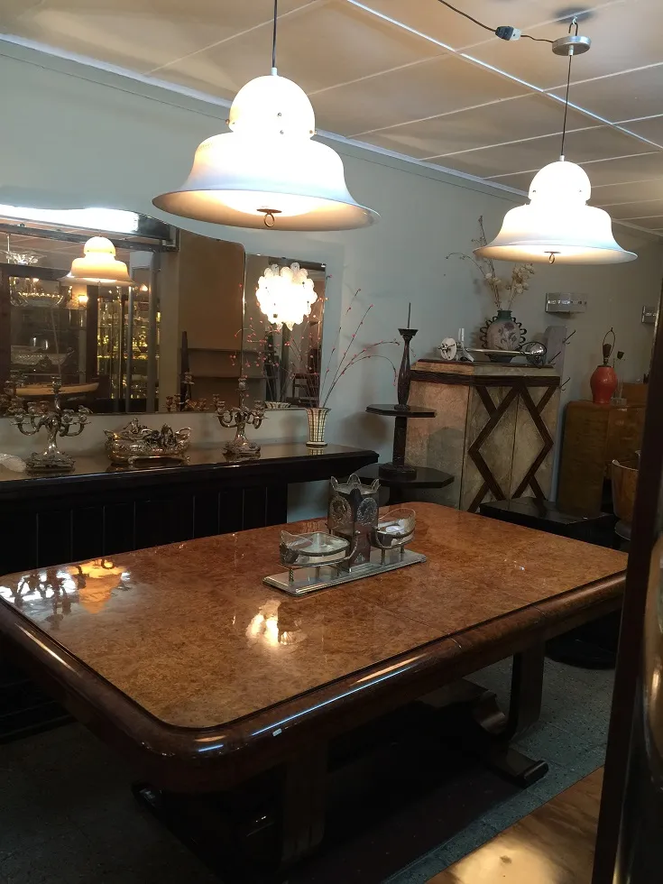 decorative antique mirror in an elegant setting with lights