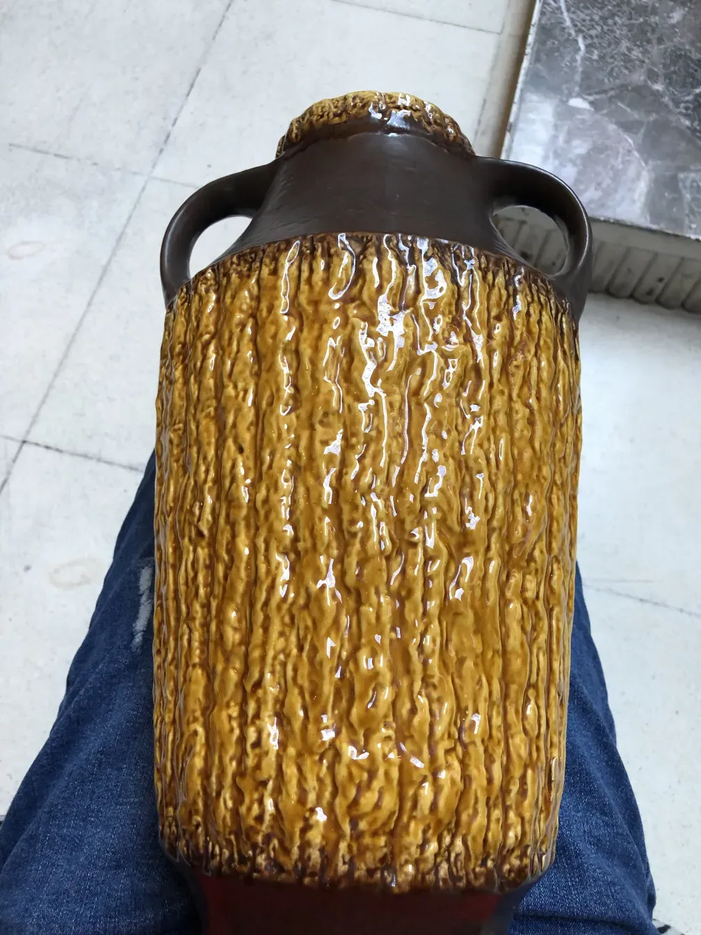 Antique ceramic from Carstens Tönnieshof with unique texture and brown color.