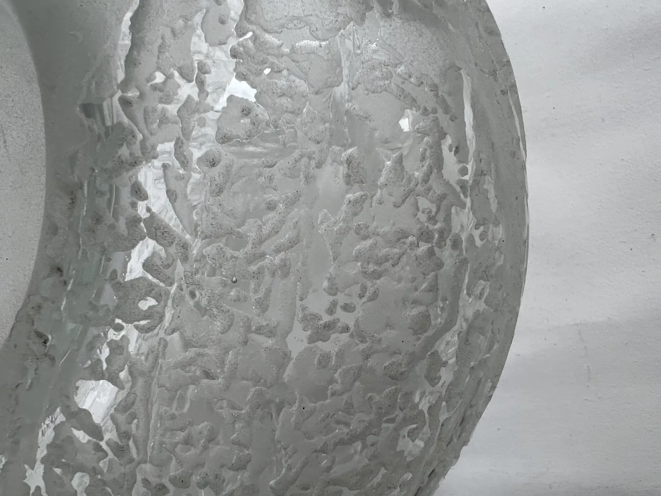 Antique table lamp featuring unique design and textures