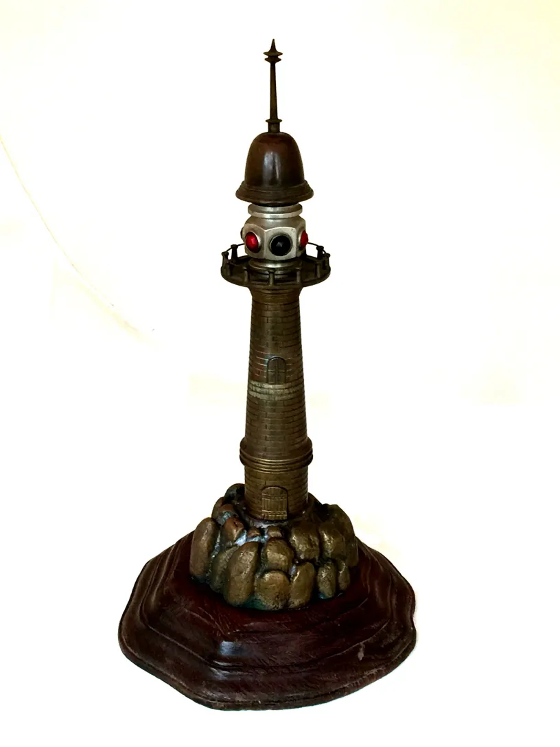 luminária de mesa antiga em forma de farol decorativo