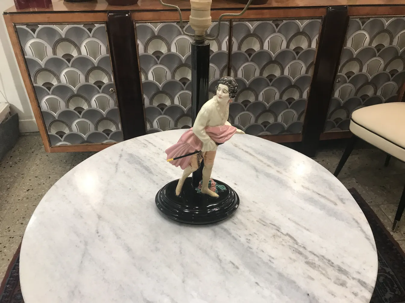 lámpara de mesa antigua keramos con figura de mujer decorativa