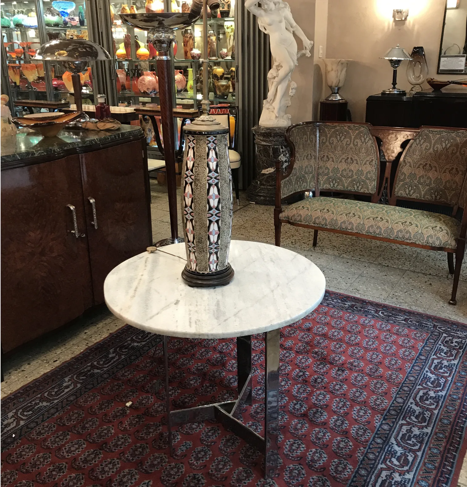 Antique decorative table lamp with intricate designs