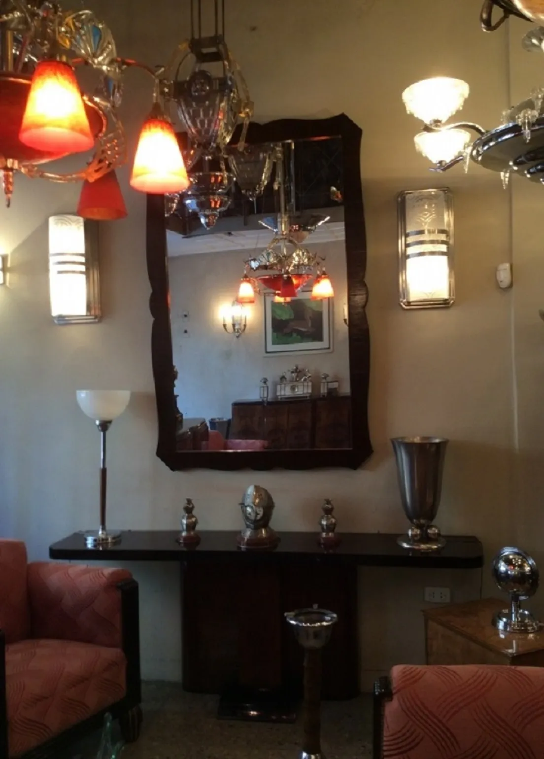 Antique table lamp with elegant design, warm and cozy surroundings, striking details.