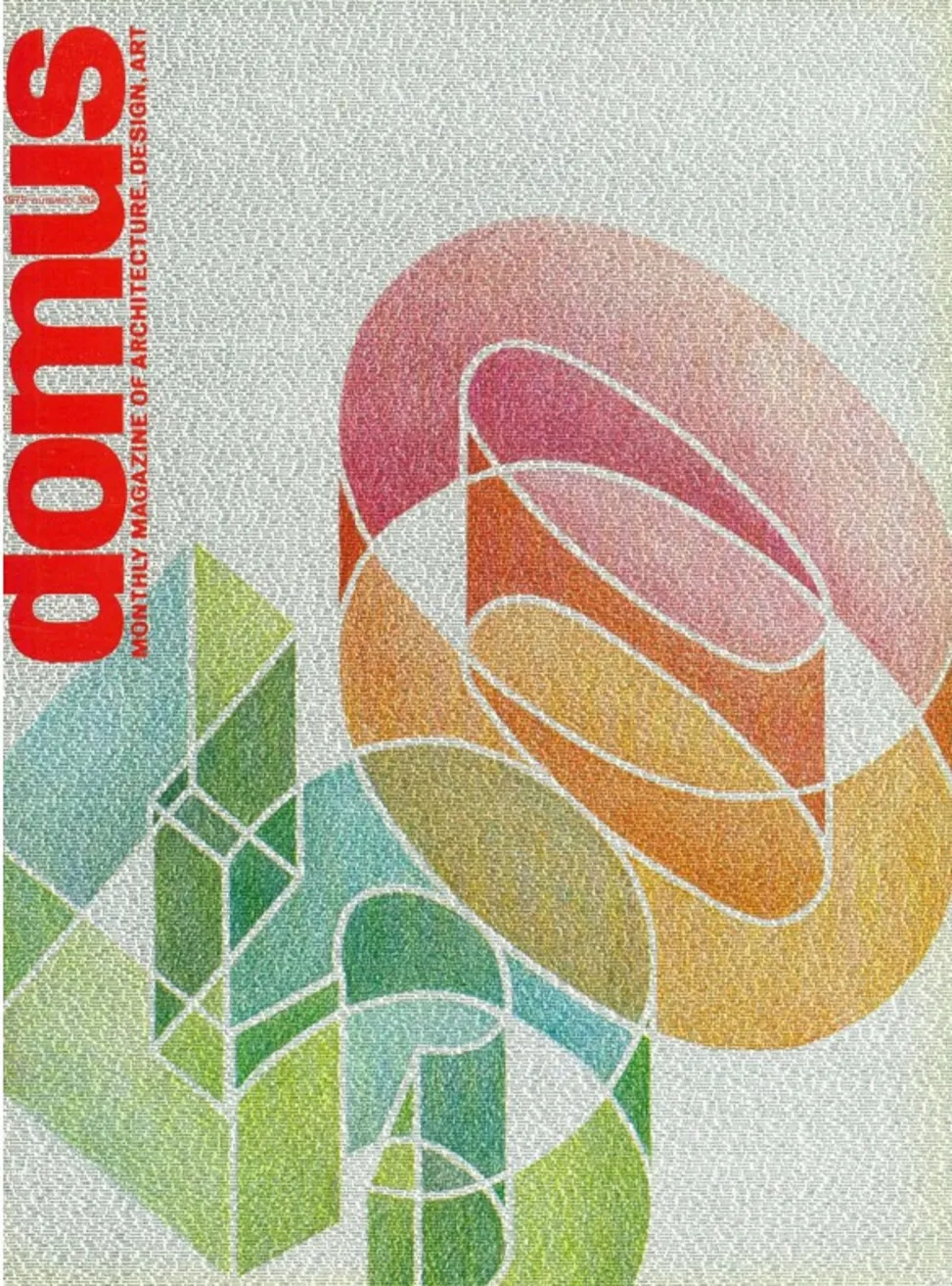 مصباح طاولة قديم مزخرف على خلفية فاتحة