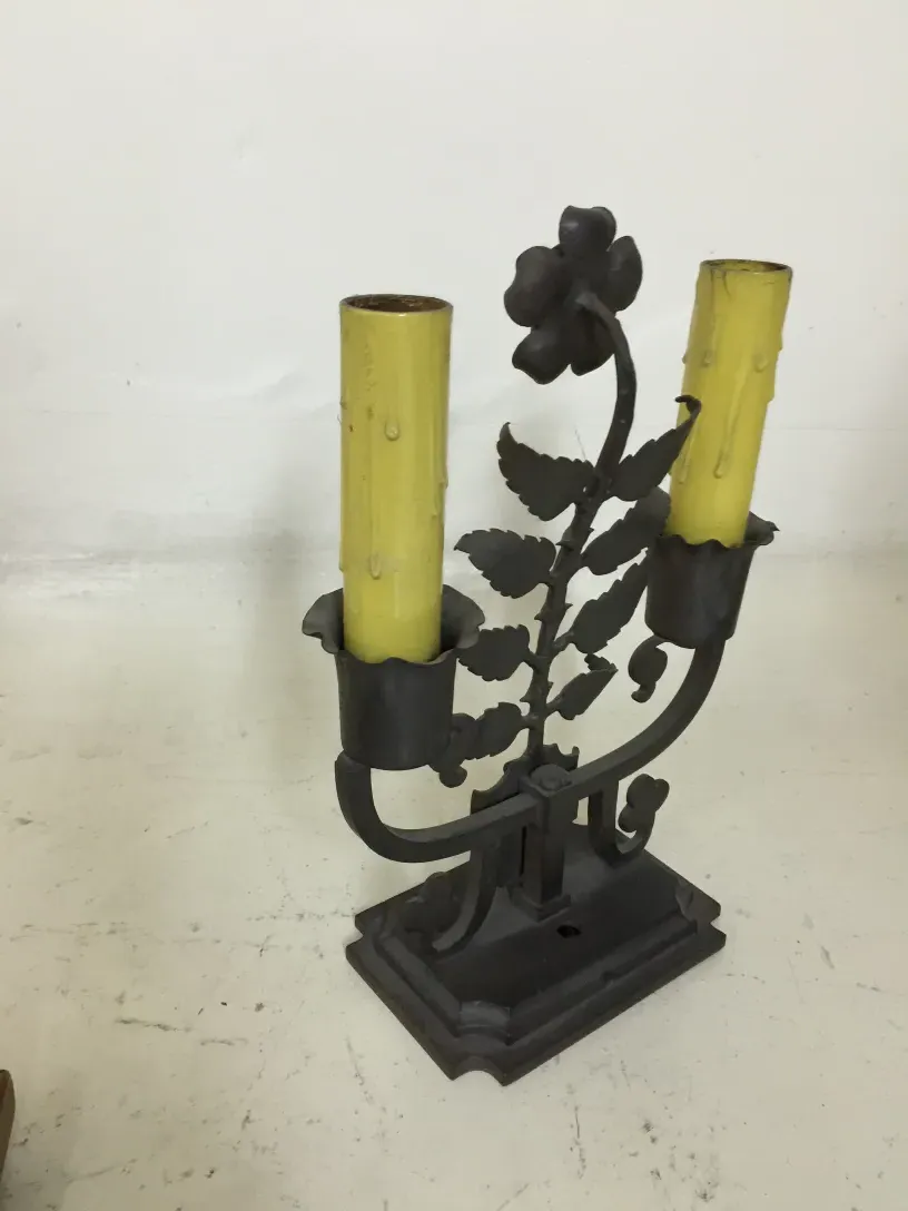 table lamp with two floral-shaped lights, antique