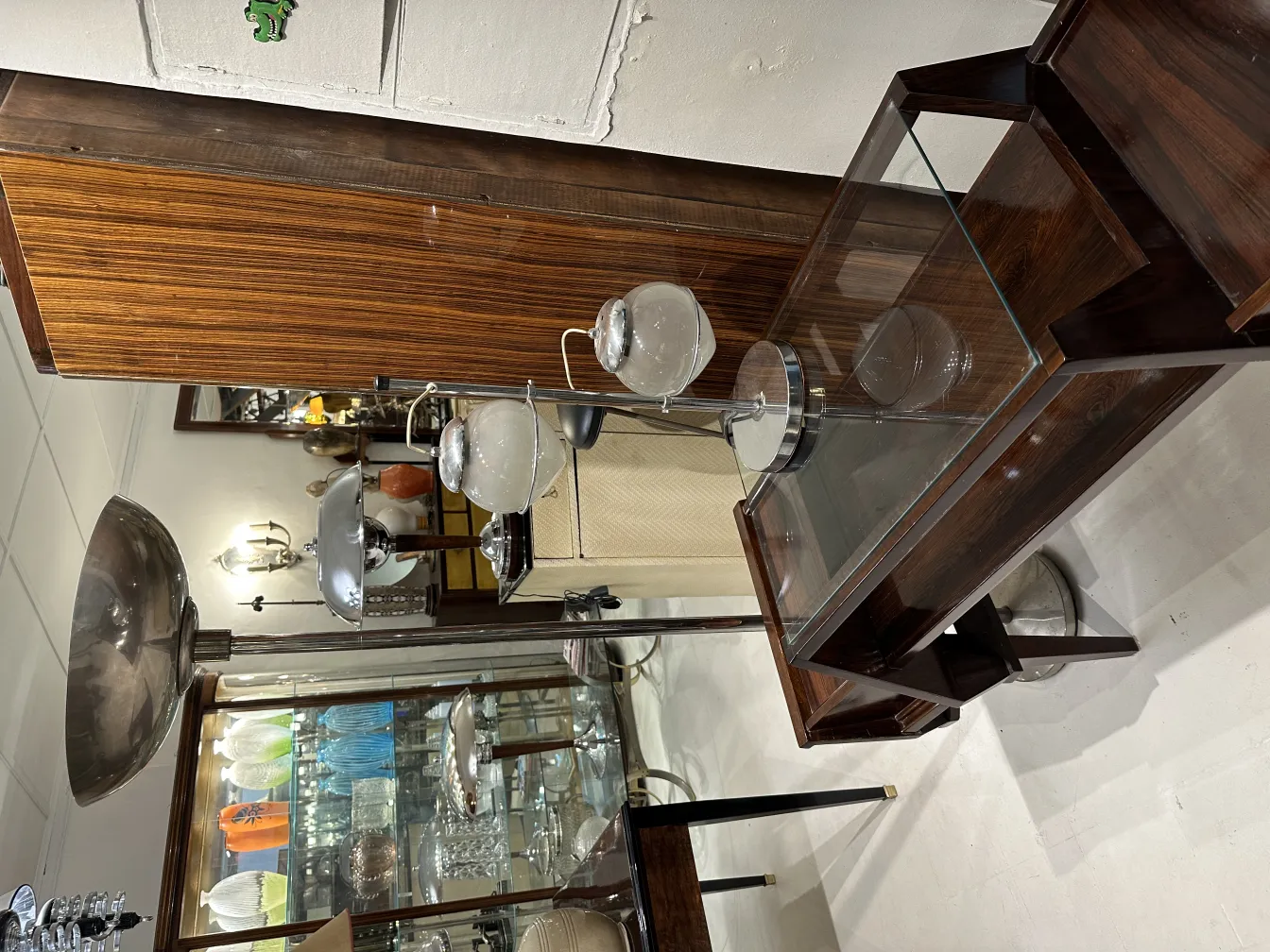 antique table lamp with elegant base and shade, soft atmosphere, stylish decor