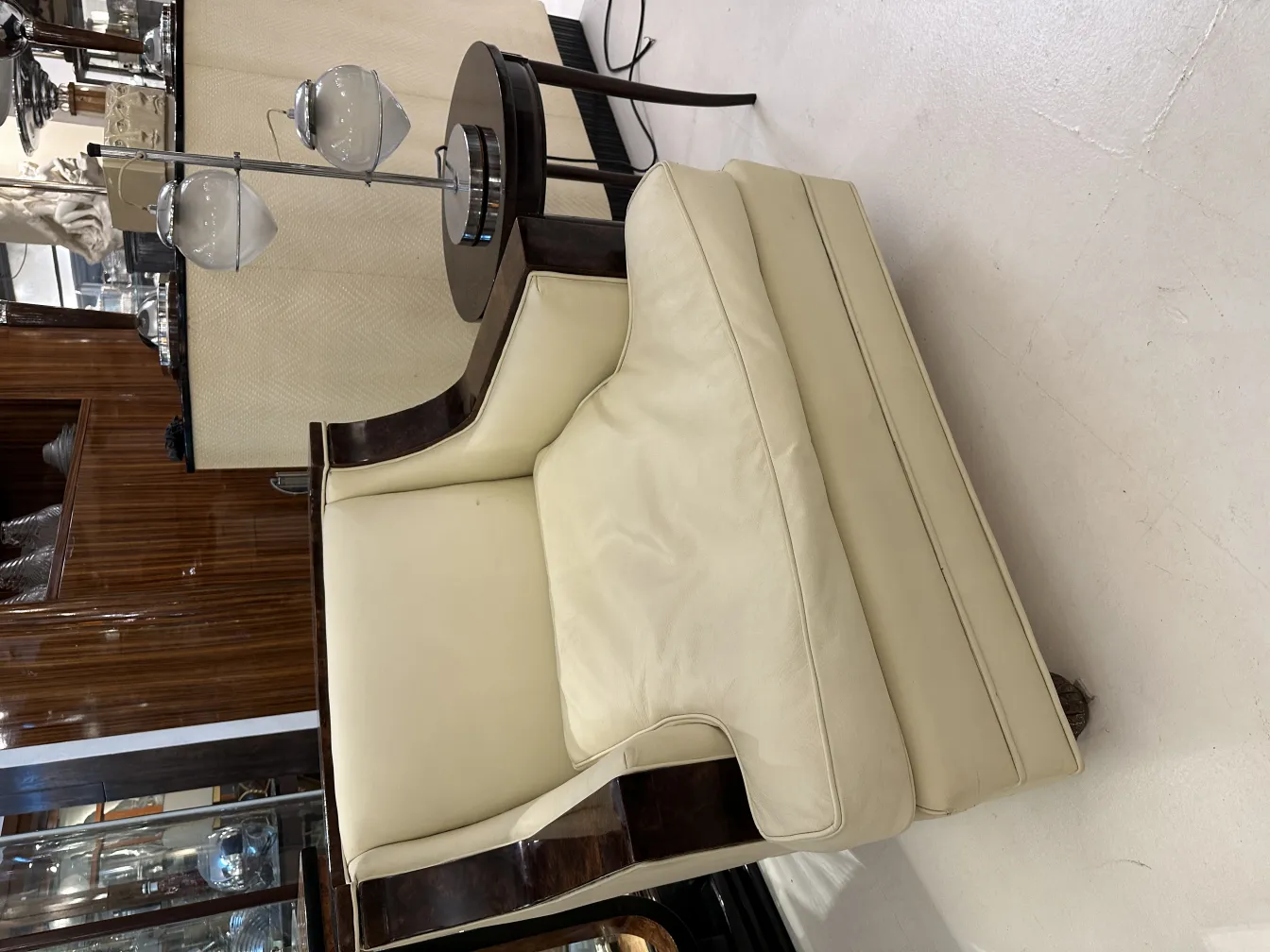 오래된테이블램프두개의조명,우아한환경에서