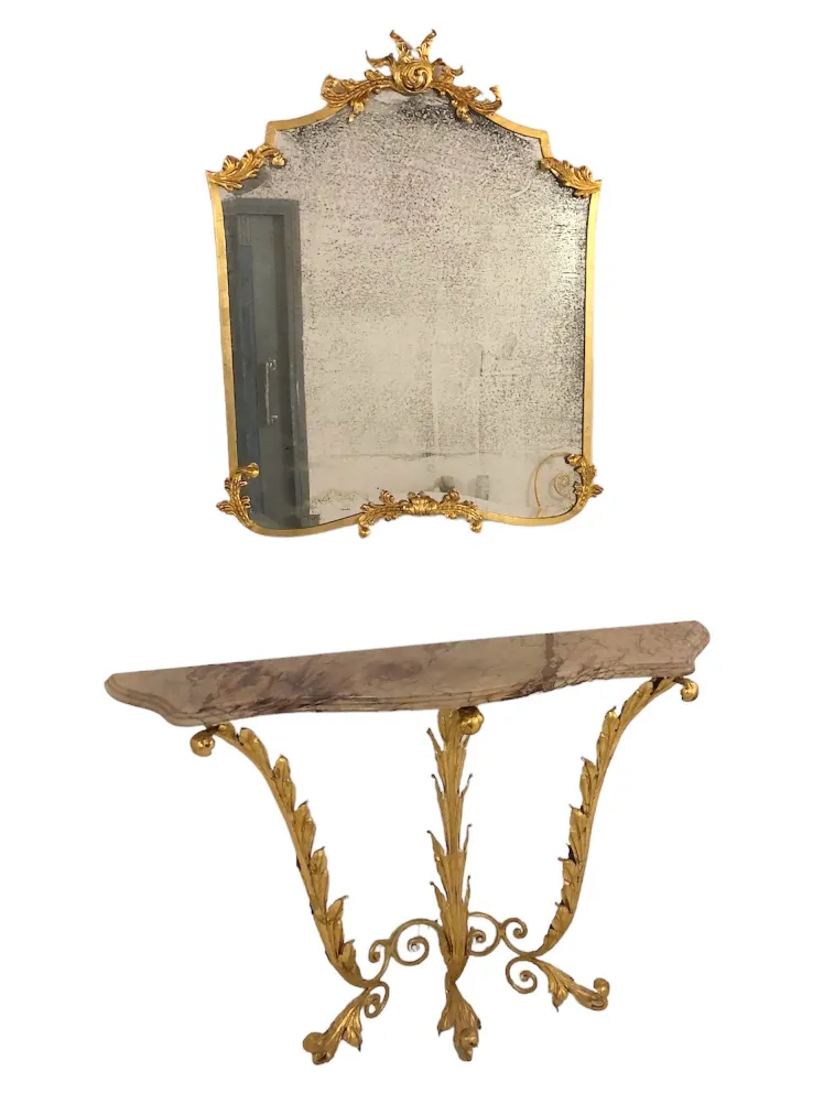 Table console ancienne avec miroir décoratif et accents dorés