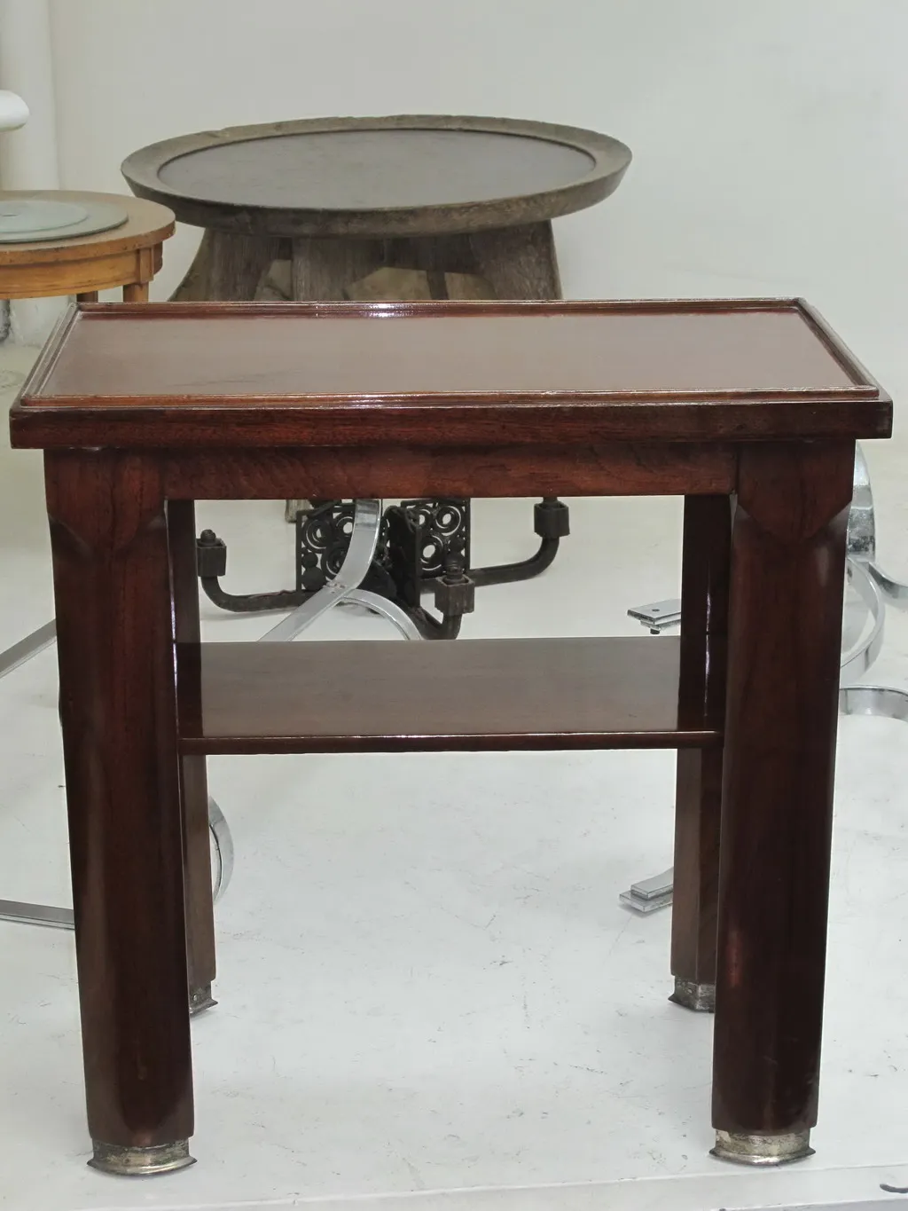 Table console ancienne avec étagère inférieure