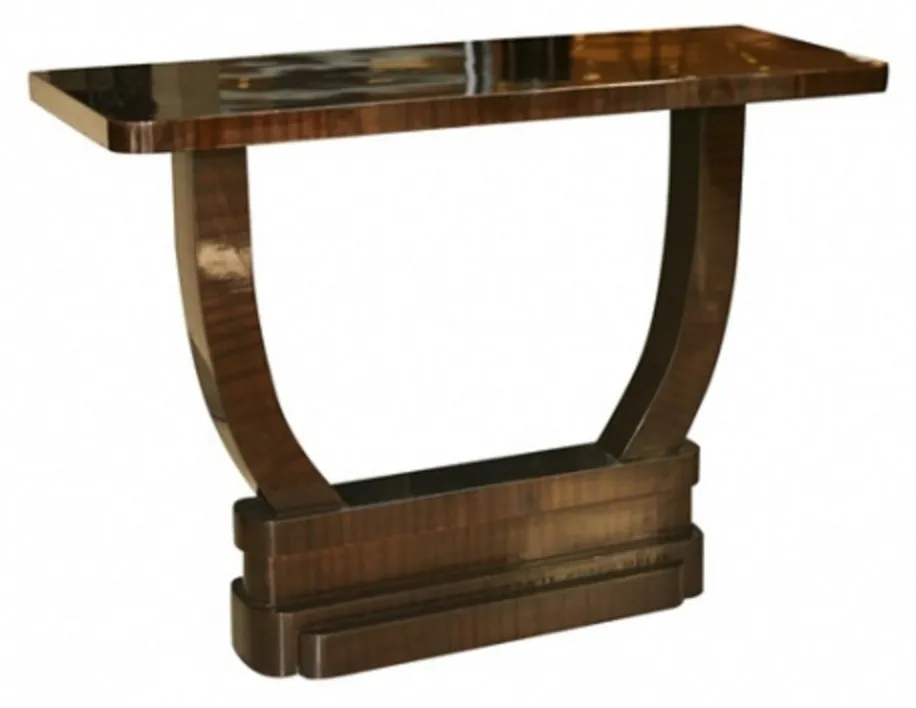 elegante console antica dal design pulito
