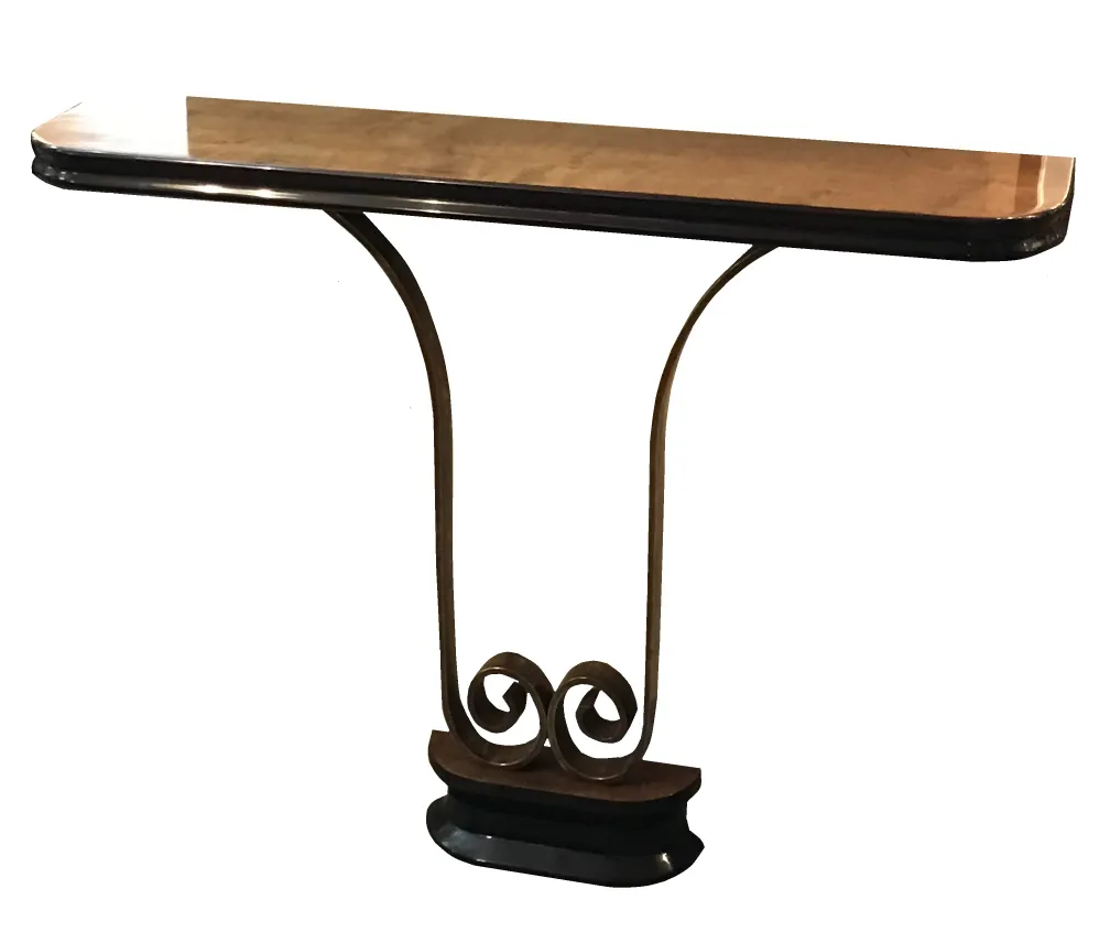 duas consoles antigas com design elegante na decoração