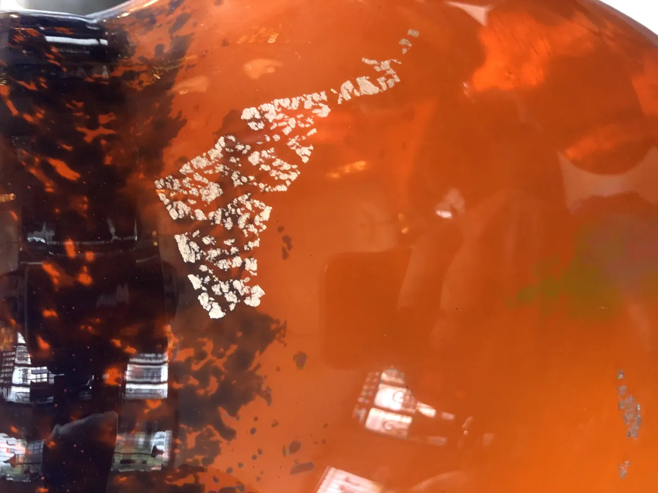 特別なデザインのムラー・フレス署名入りグラス