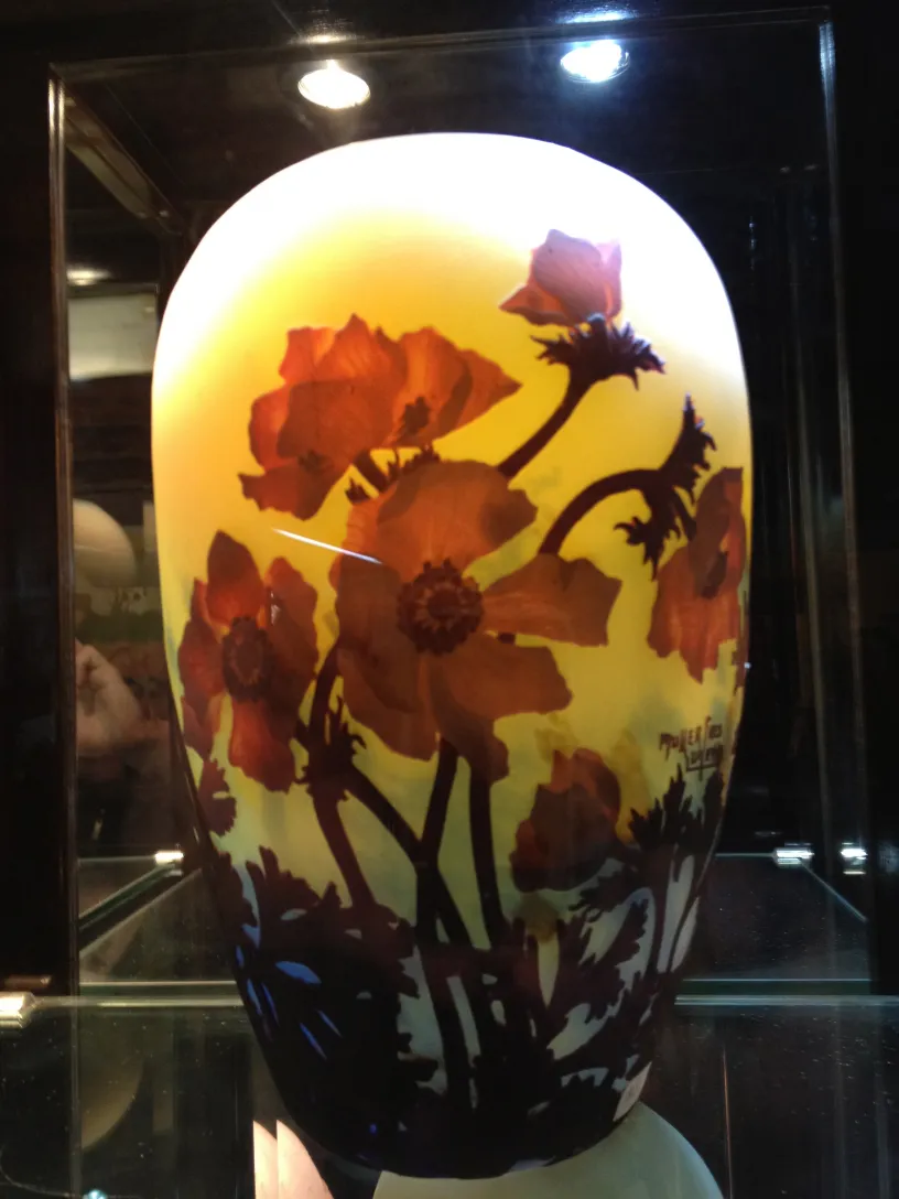 Antique vase decorated with flowers, signed by Muller Fres