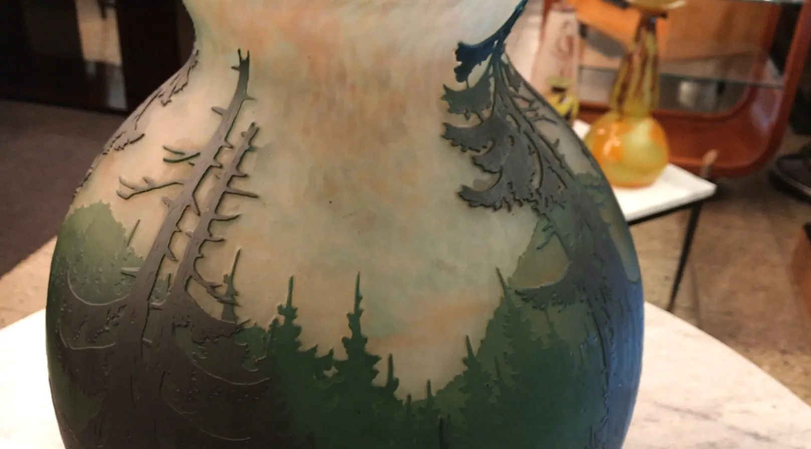 Декоративное стекло с природными мотивами, подписанное Muller Freres.