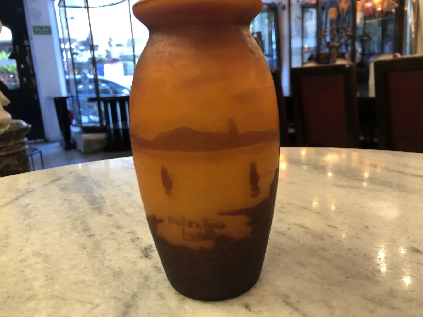 Античное подписанное стекло от Muller Fres с цветочным рисунком