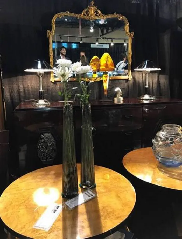 antique murano vase with decorative white flowers