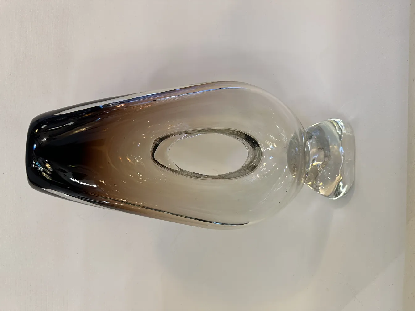 Elegante Murano-Vase mit sanfter Farbverlauf in hellen Tönen