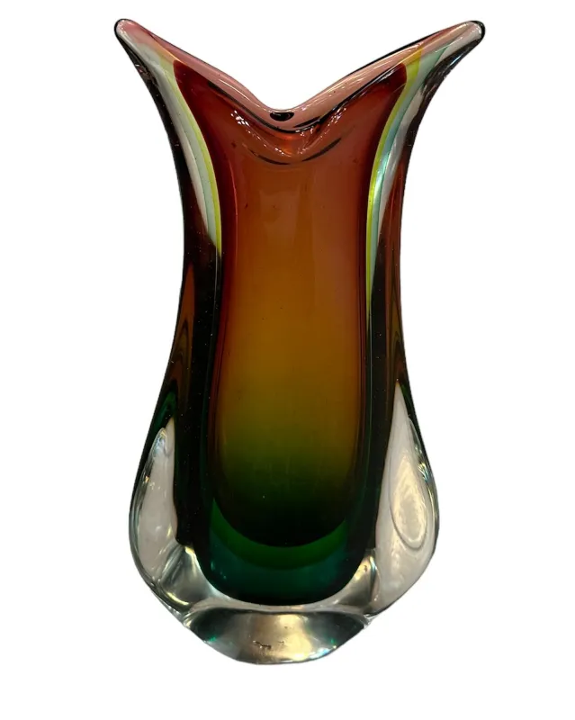vaso antigo de murano com cores quentes e frias, decorativo