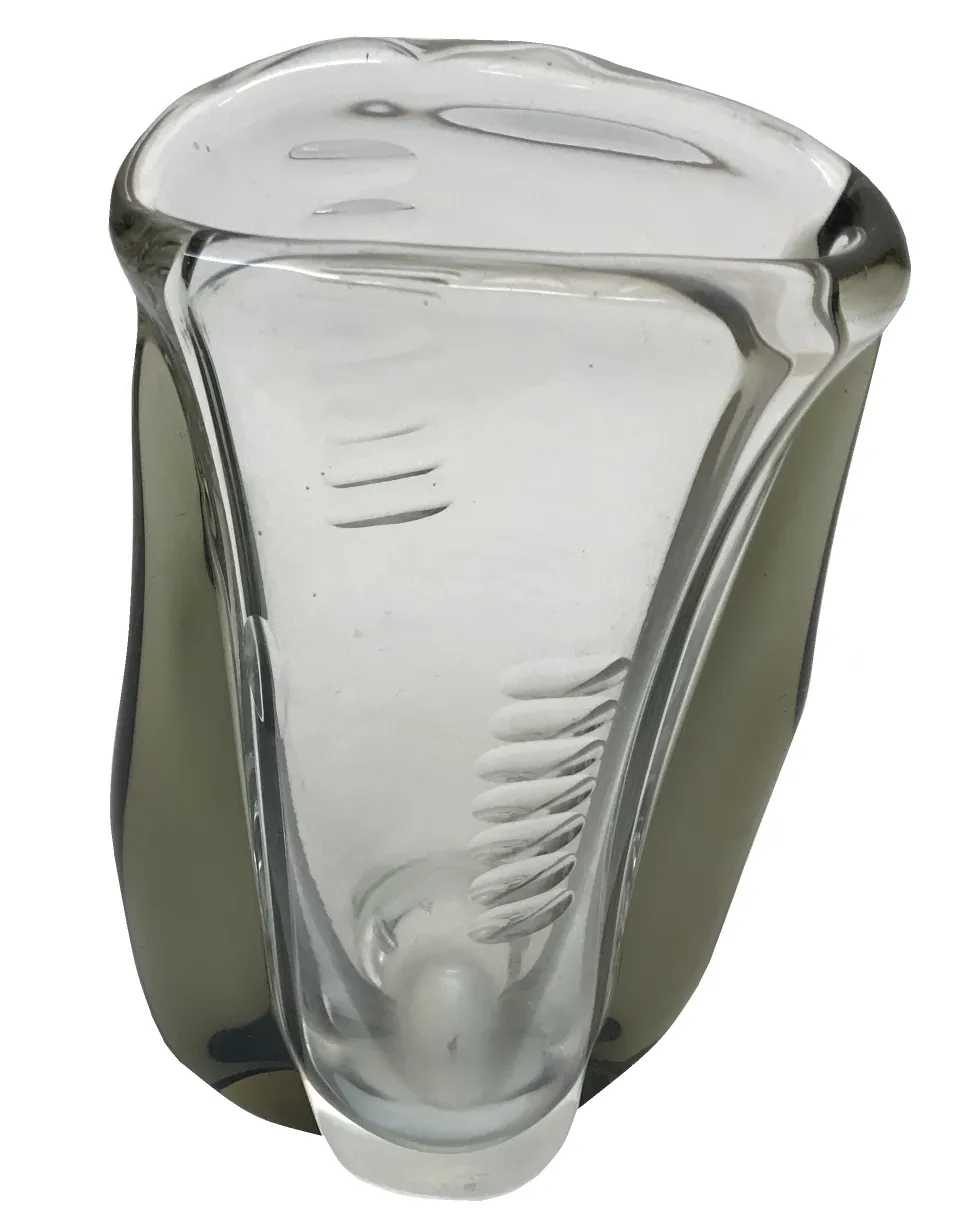 vase Murano avec design élégant, ancien et décoratif