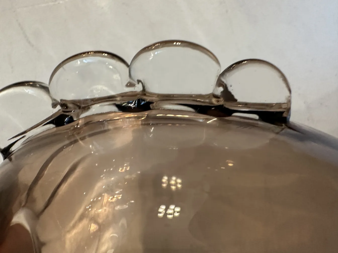 antike Murano-Glas mit abgerundeten Designs und eleganter Form